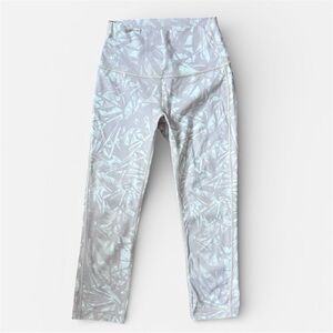Lululemon Cropped Leggings Size 4